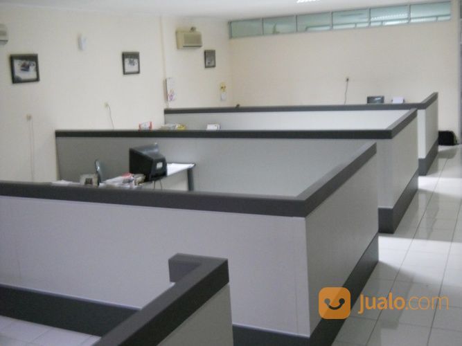Partisi Sekat Ruang Kantor (Key)