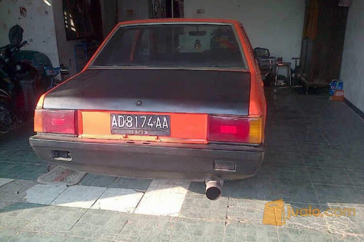 MITSUBISHI LANCER SL,tahun 1982,siap touring..murah banget.