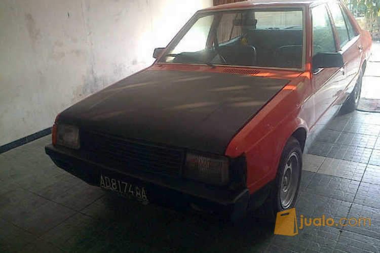 MITSUBISHI LANCER SL,tahun 1982,siap touring..murah banget.