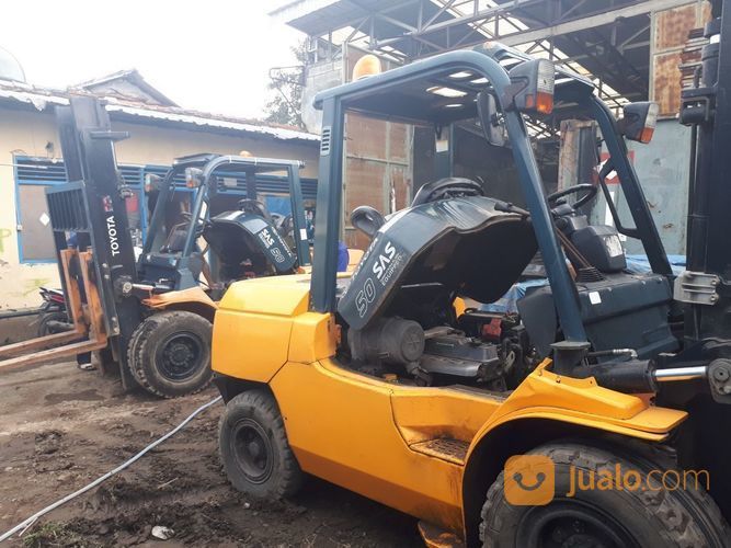 Rental / Sewa Forklift Klapanunggal