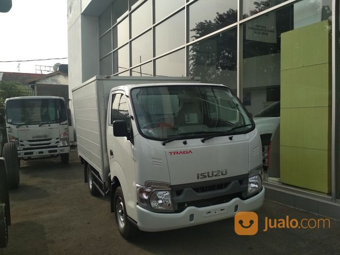 Isuzu TRAGA BOX