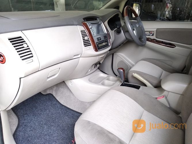 Toyota Grand Innova 2.0 V. Automatic.Th 2011.