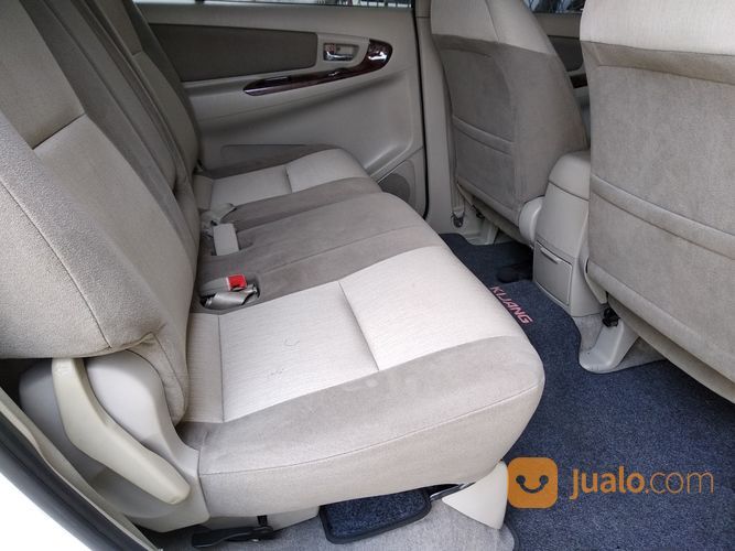 Toyota Grand Innova 2.0 V. Automatic.Th 2011.