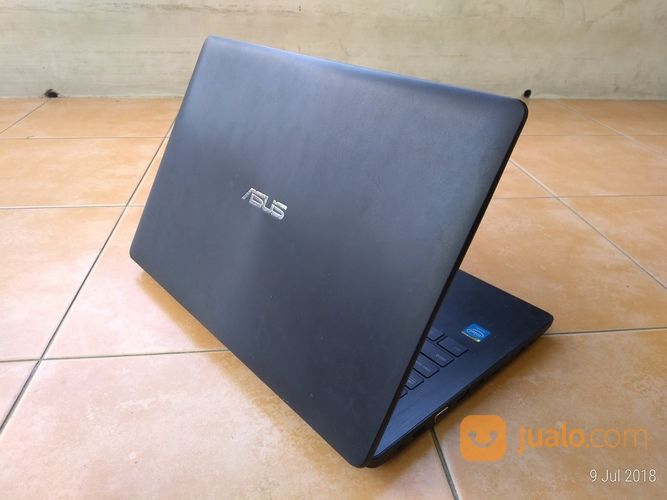 Notebook Asus X453M