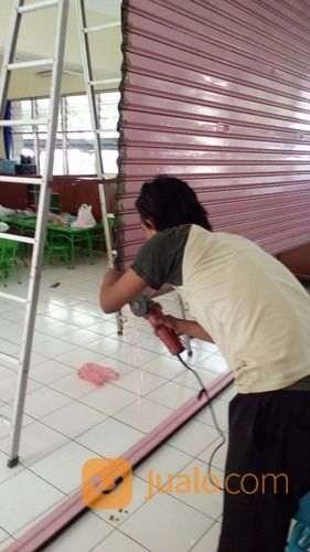 Service Rolling Door Murah Surabaya Sidoarjo