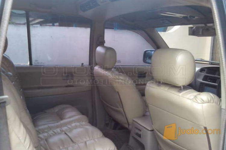 Toyota Kijang Krista-D New 2.4 Diesel (2003)