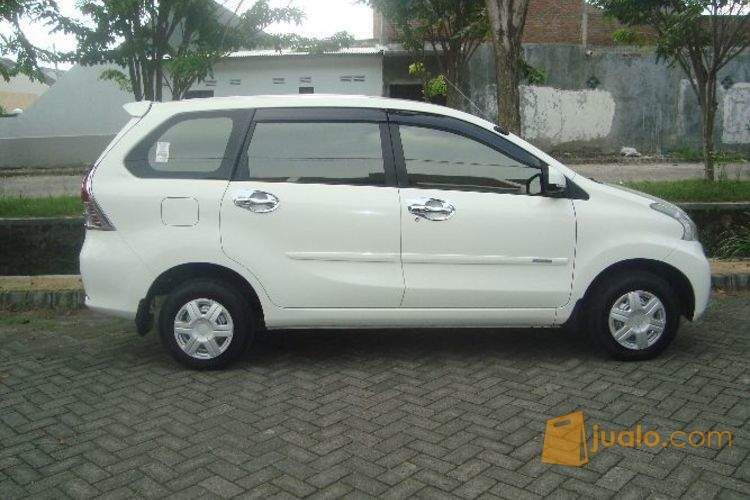 Xenia M Deluxe 1000cc th.2013 Km 7000