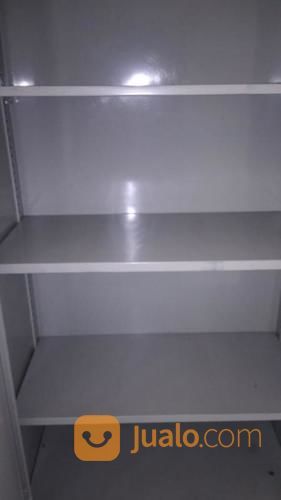 LEMARI BESI 2 PINTU