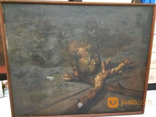 Lukisan Karya Seni - Arca Kepala Gajah Mada Dengan Anaknya Ayam