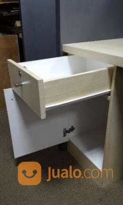 Meja Kubikal Atau Partisi