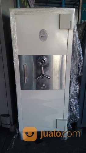 Lemari Besi Merk Lufo