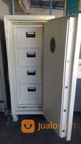 Lemari Besi Merk Lufo