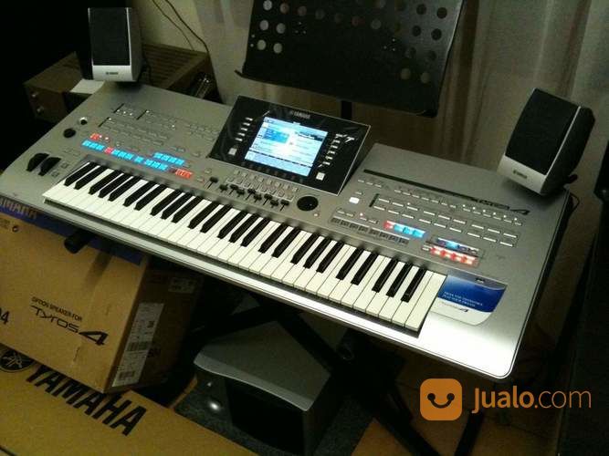 Keyboard YAMAHA TYROS 4.
