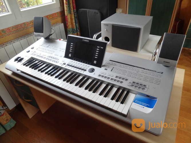 Keyboard YAMAHA TYROS 4.
