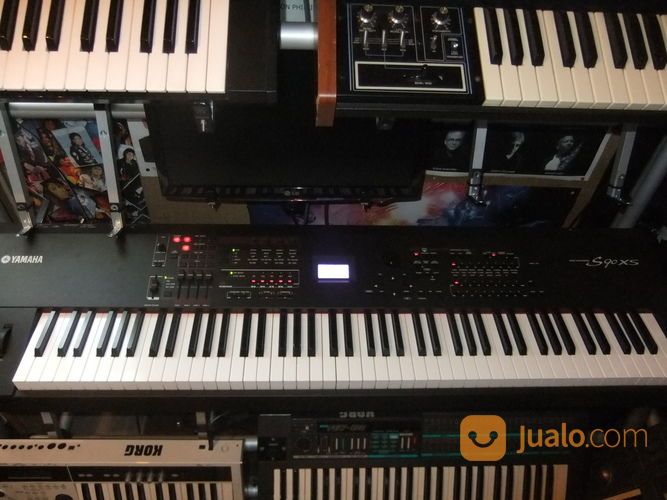 Keyboard YAMAHA S90 XS