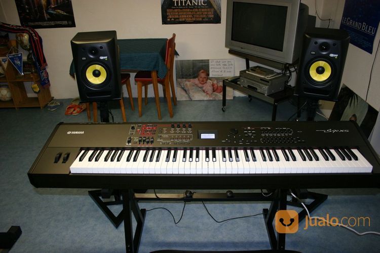 Keyboard YAMAHA S90 XS