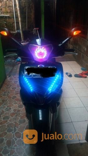 Sym Shark 150 CC Hitam
