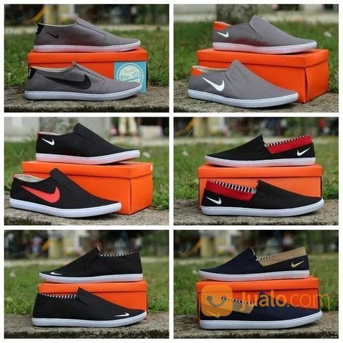 Sepatu Slip On Nike