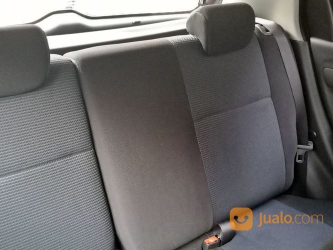 Mobil Depok Suzuki Swift 2012 ST A/T Burgundy