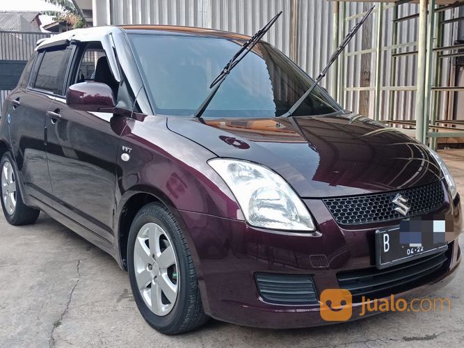 Mobil Depok Suzuki Swift 2012 ST A/T Burgundy
