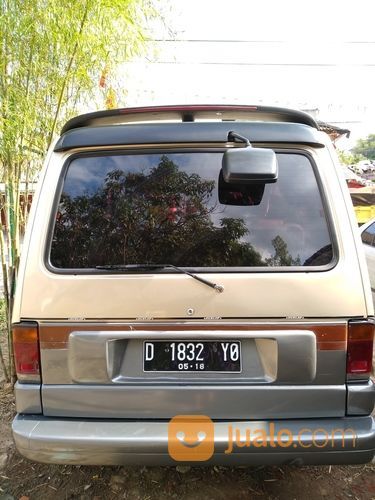 Mazda Mini Bus E2000