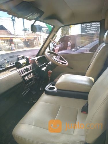 Mazda Mini Bus E2000