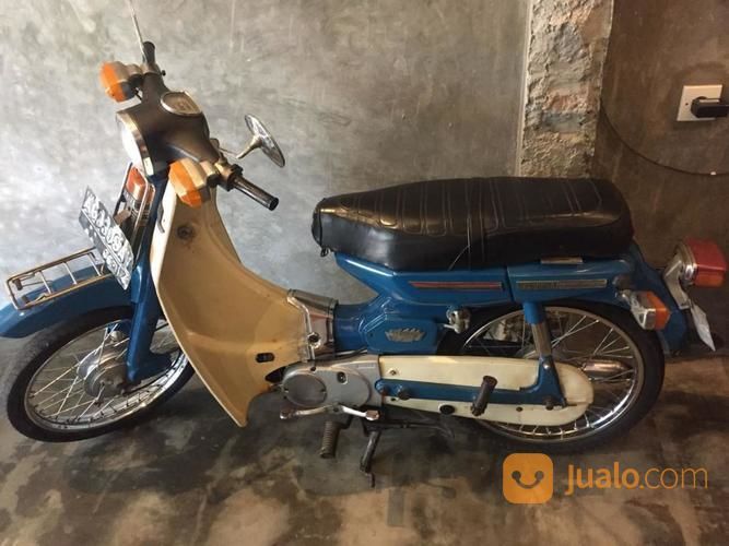 V75 Yamaha Cat Restorasi