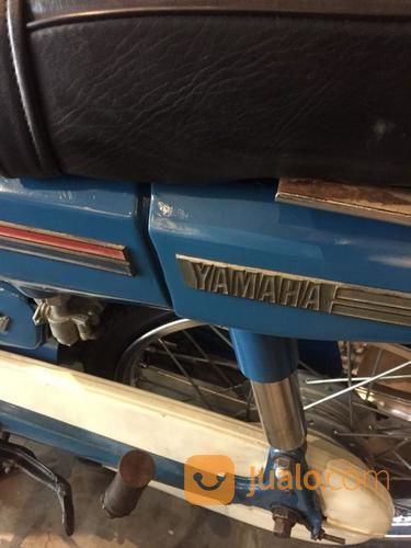 V75 Yamaha Cat Restorasi