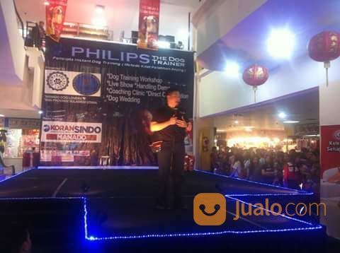 DOG TRAINER / Pelatih Anjing