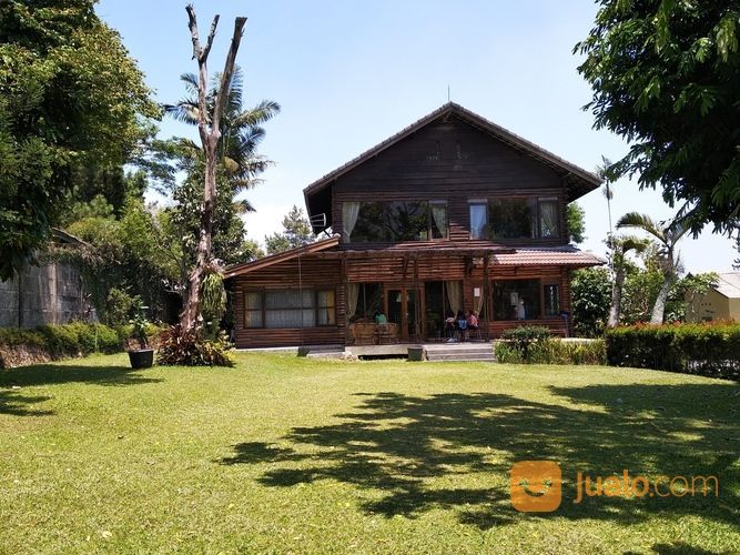 Villa Kayu R77 Cisarua Puncak