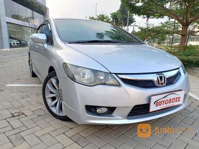 Honda Civic 2010 AT