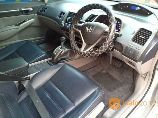 Honda Civic 2010 AT