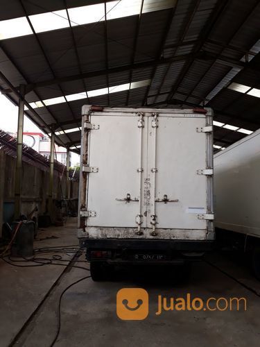 Hino Dutro 110 LD Box