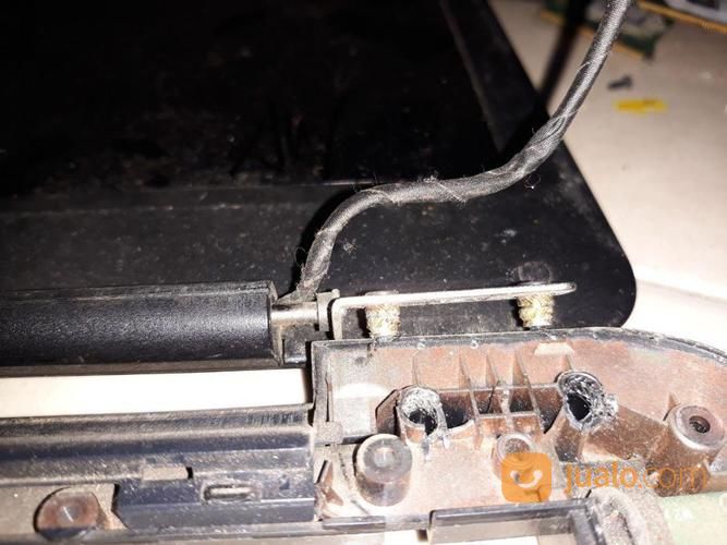 Specialist Repair Engsel Atau Body Laptop Semua Merk