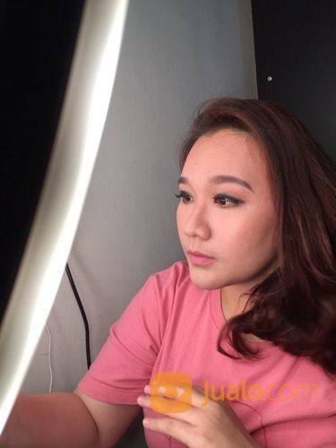 MUA SURABAYA - Make Up Artist Sby