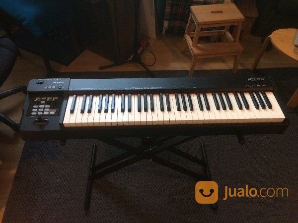 Roland RD-64 Natural Piano