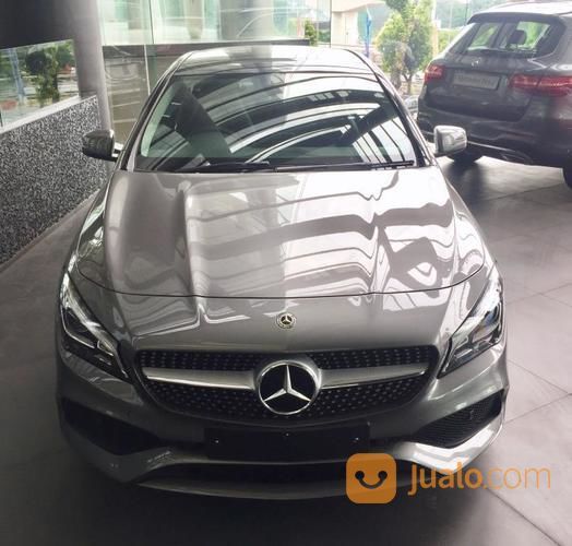 Mercedes-Benz CLA 200 AMG Line 2018
