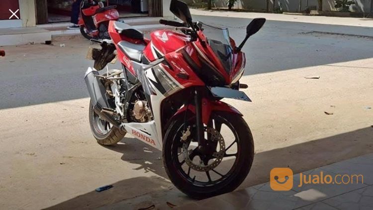 CBR150R Red Mulus Bekas 2016-11