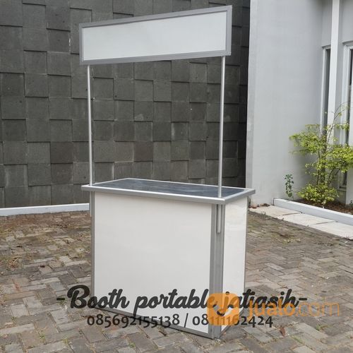 Meja Booth Portabel Milo Kepal Sostel