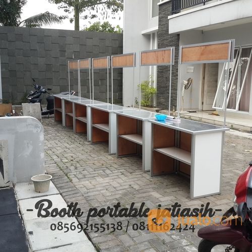 Meja Booth Portabel Milo Kepal Sostel