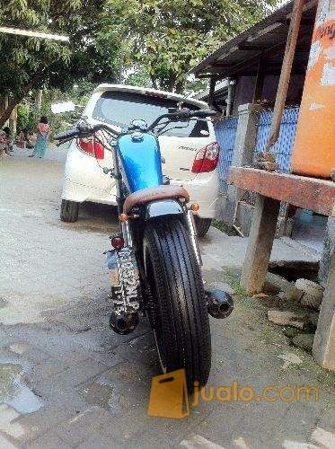 Yamaha Byson biru Bobbe / ratBobbe / hopper
