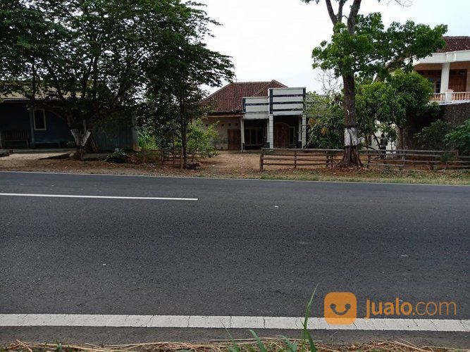Rumah Mewah Jl Raya Solo Tawangmangu Karanganyar