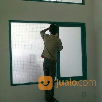 Jasa Pasang Kaca Film Dan Stiker