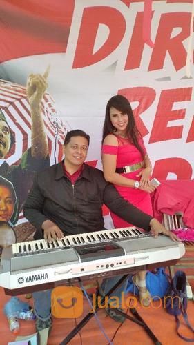 Jasa Pemain Electon & Penyanyi