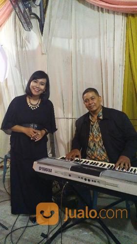 Jasa Pemain Electon & Penyanyi