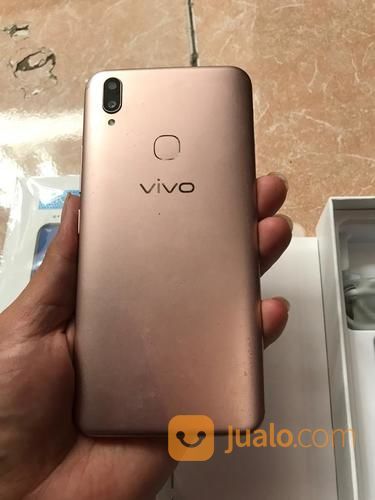 Vivo V9 - Gold 4/64GB Fullset