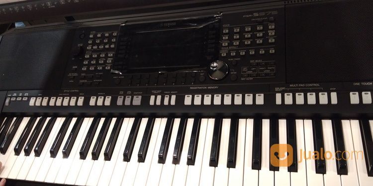 Keyboard Yamaha Psr S975 Baru Garansi Resmi Yamaha 1th
