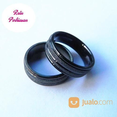 Cincin Titanium Couple Pria Wanita Hitam Black Pasir Garis