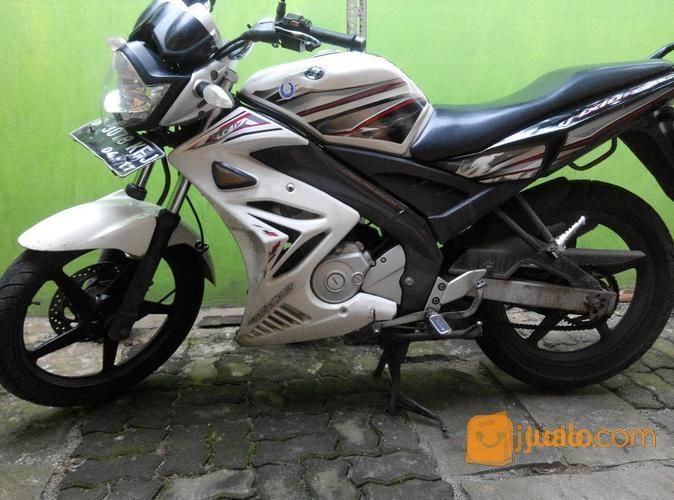 Yamaha VIXION 2012 Tangan Pertama