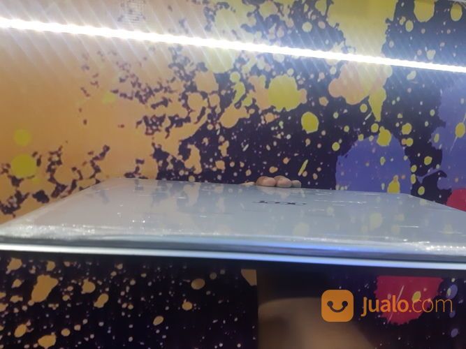 Laptop Acer Asvire V5 Layar Sentuh,+Invidia .Buat Design Gaming ,Kantoran